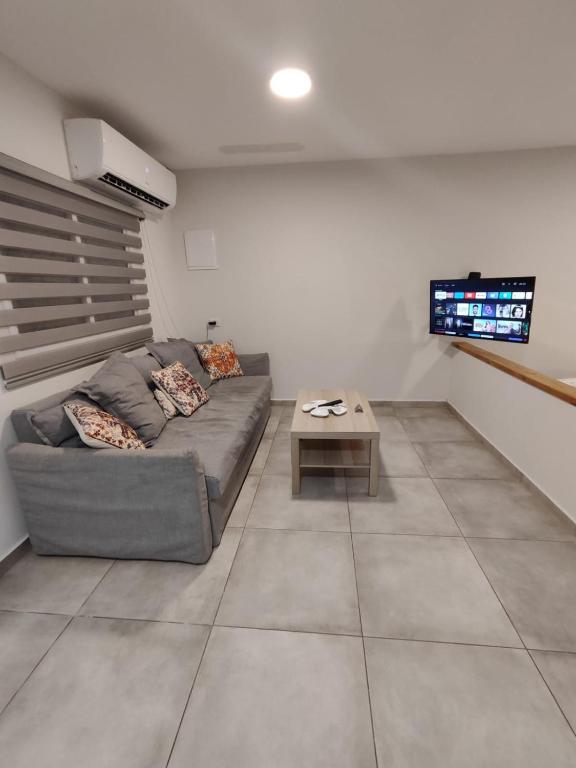 Michael's- A Lovely Studio Apartment, Ejlat