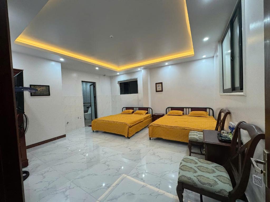 Linh San Hotel