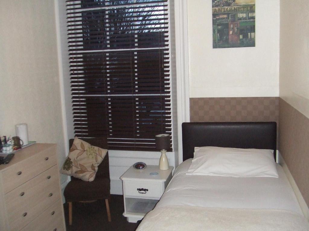 Alister Guest House photo
