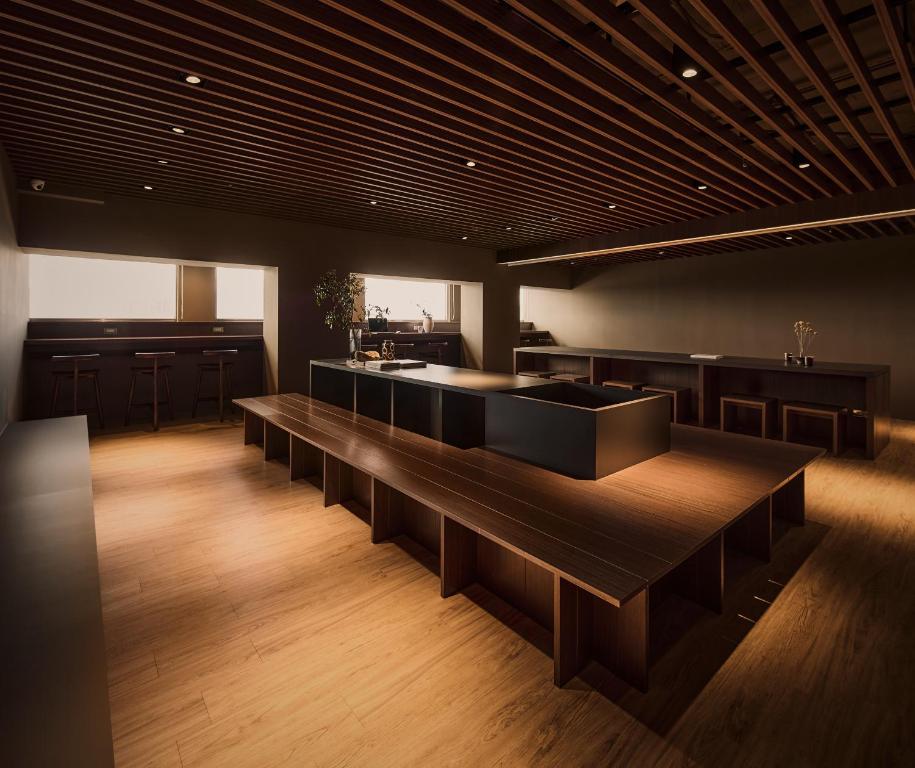 茶色部屋站前旅店 