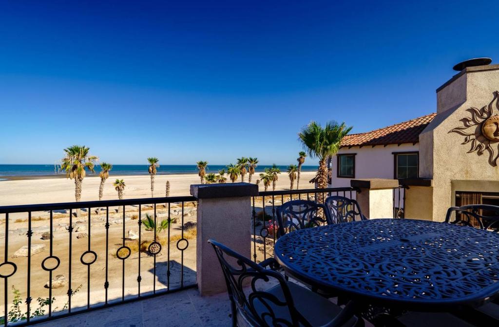 Condo 77-3. On the Beach , First Class, on the Sea of Cortez - 3
