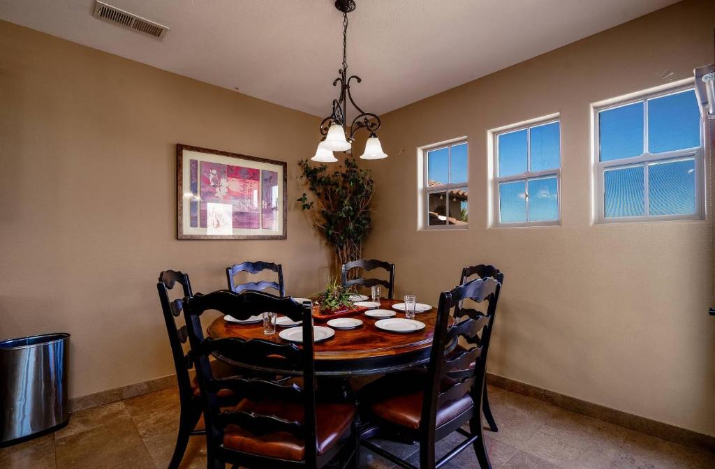 Condo 77-3. On the Beach , First Class, on the Sea of Cortez - 4
