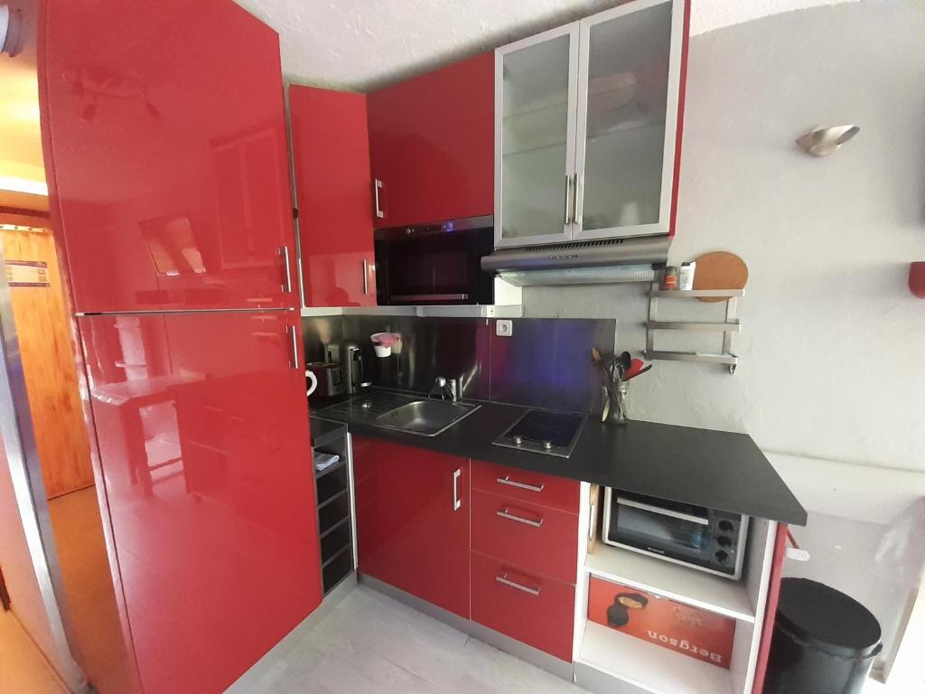 Studio cosy pour 4 pers. à 20m du télécabine, cuisine équipée, balcon, 3ème étage ascenseur - FR-1-561-117 - 4