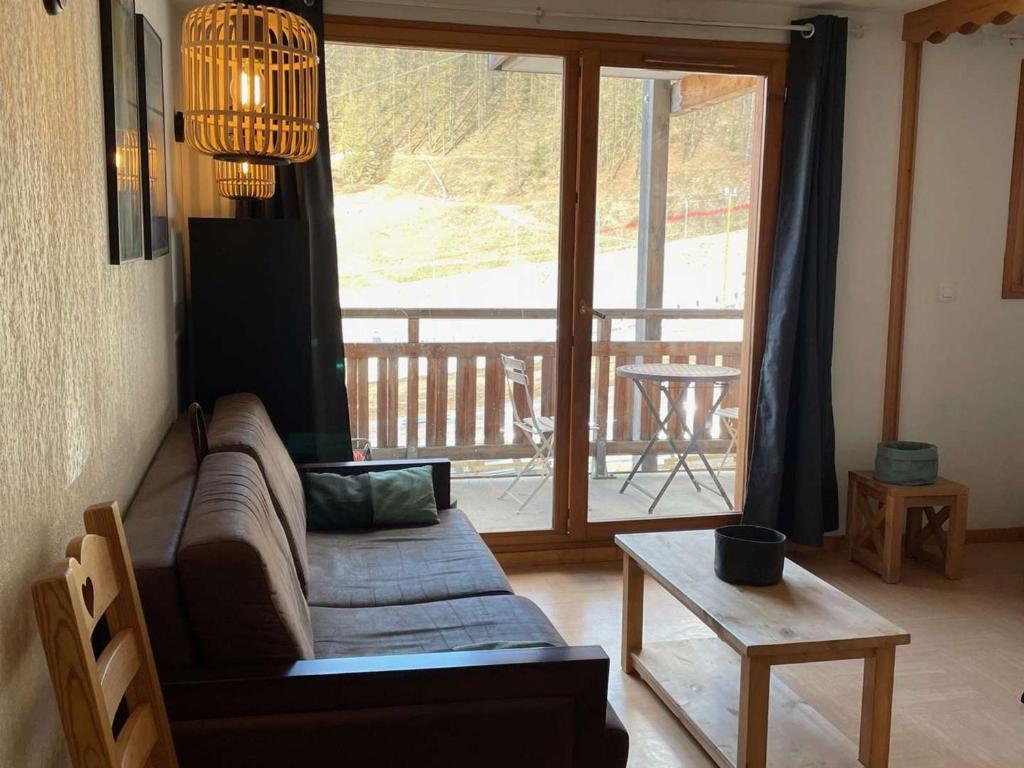 App. skis aux pieds avec piscine, balcon et WiFi - FR-1-322-646 - 4