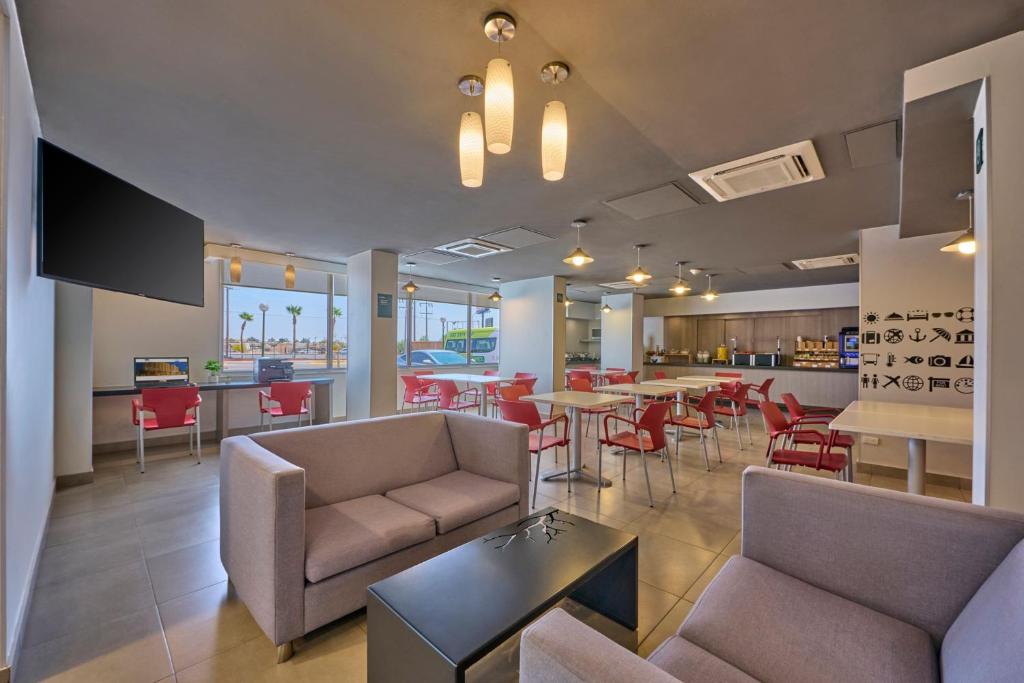 City Express Junior by Marriott Mexicali お料理のイメージ