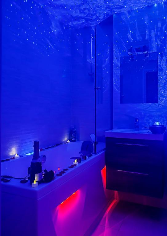 Loveroom Adults Only jacuzzi vieille ville Annecy - 1