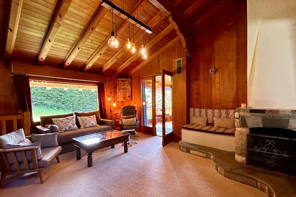Peace & comfort - Great views and location - 3