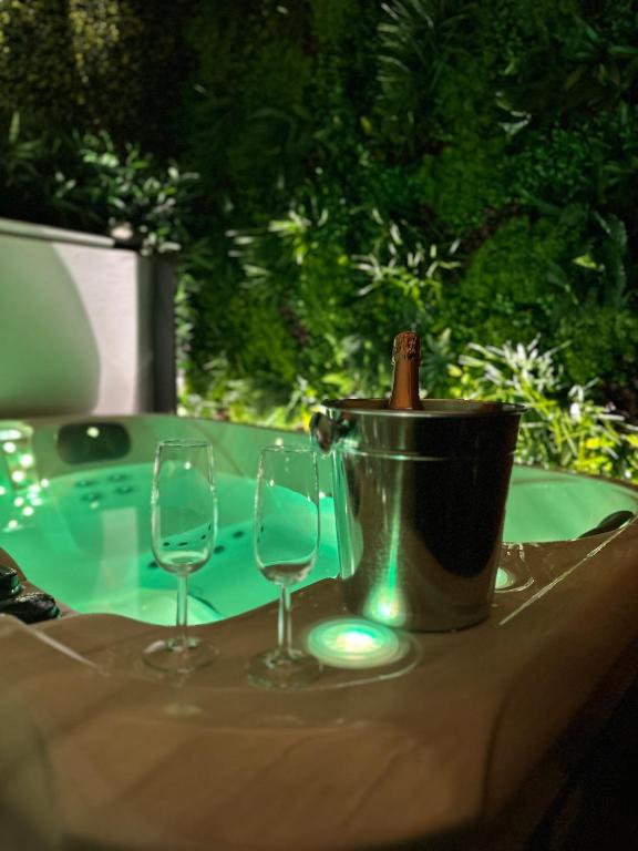 Suite Tino, Verviers