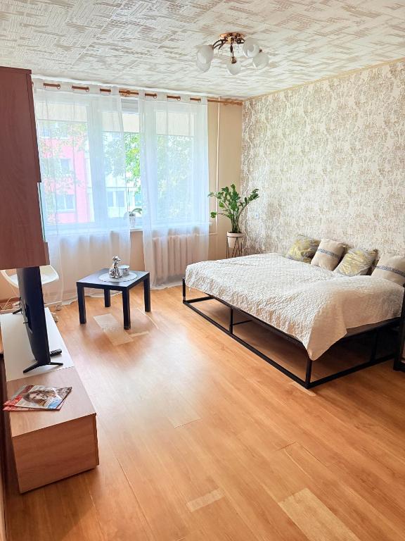Baltijos apartamentai, Pempininkai