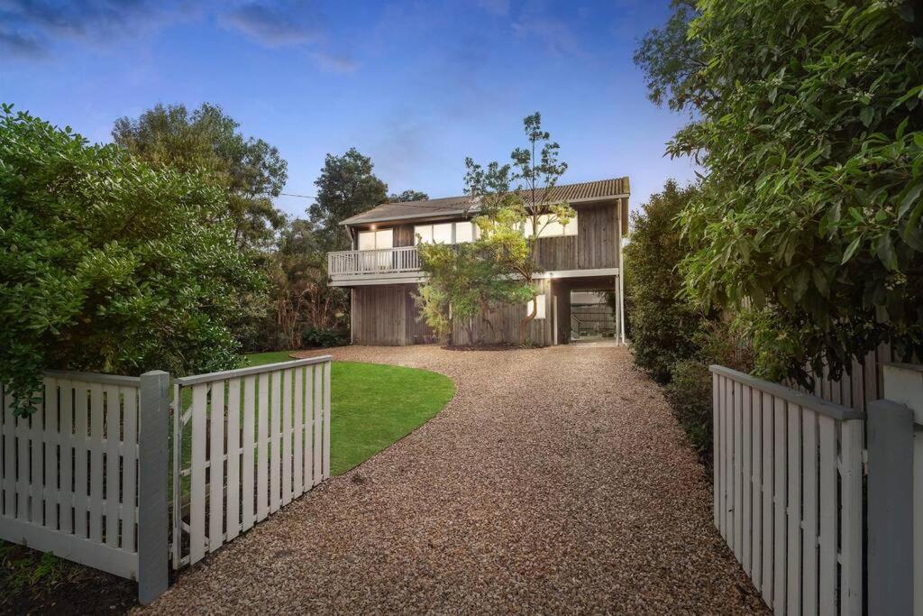 Seaside Serenity, Dromana