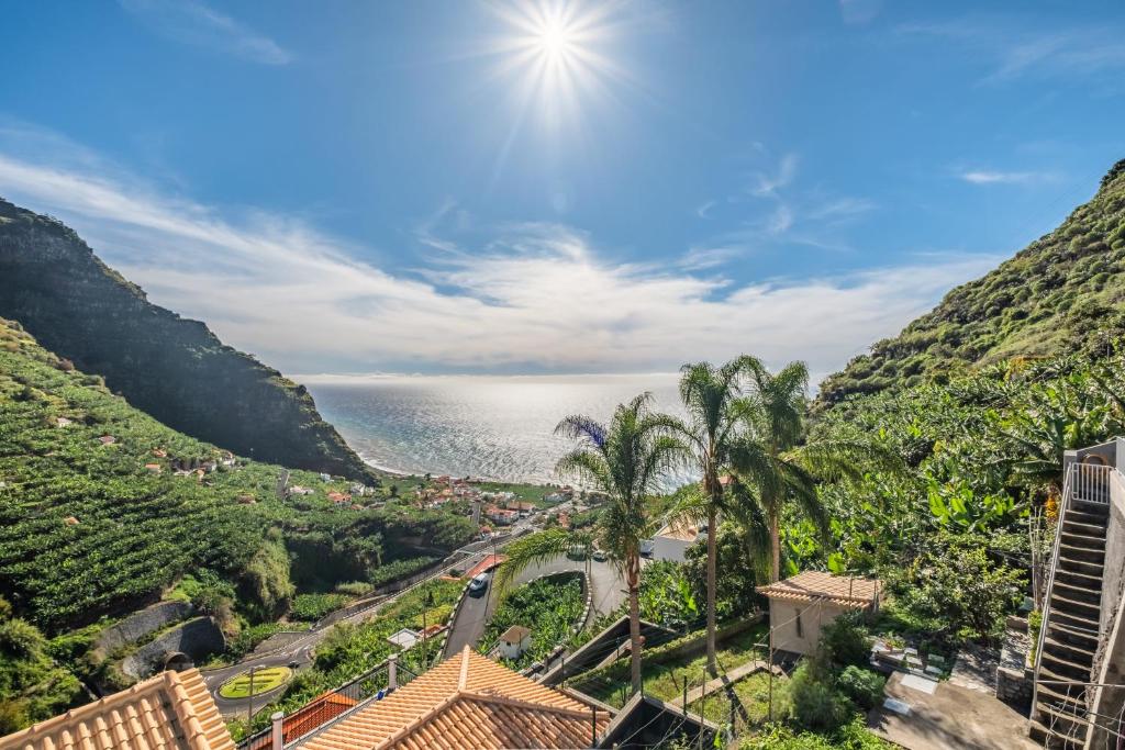 Stunning view set in nature - Recanto of the sea, Ponta do Sol