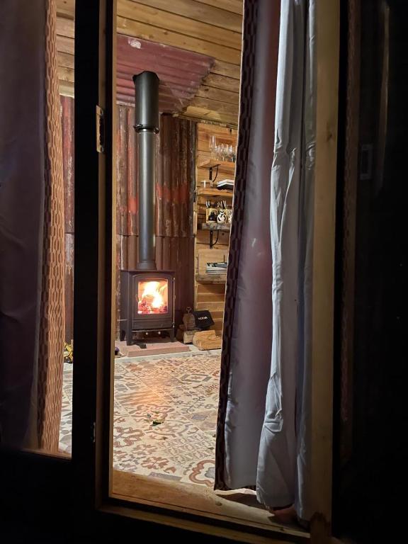 Pear Tree Hut at Carr House Farm photo 8