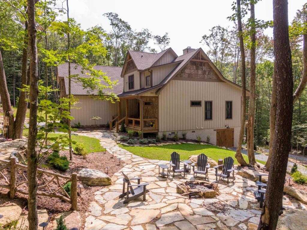 High Country Hideaway at Eagles Nest, Banner Elk