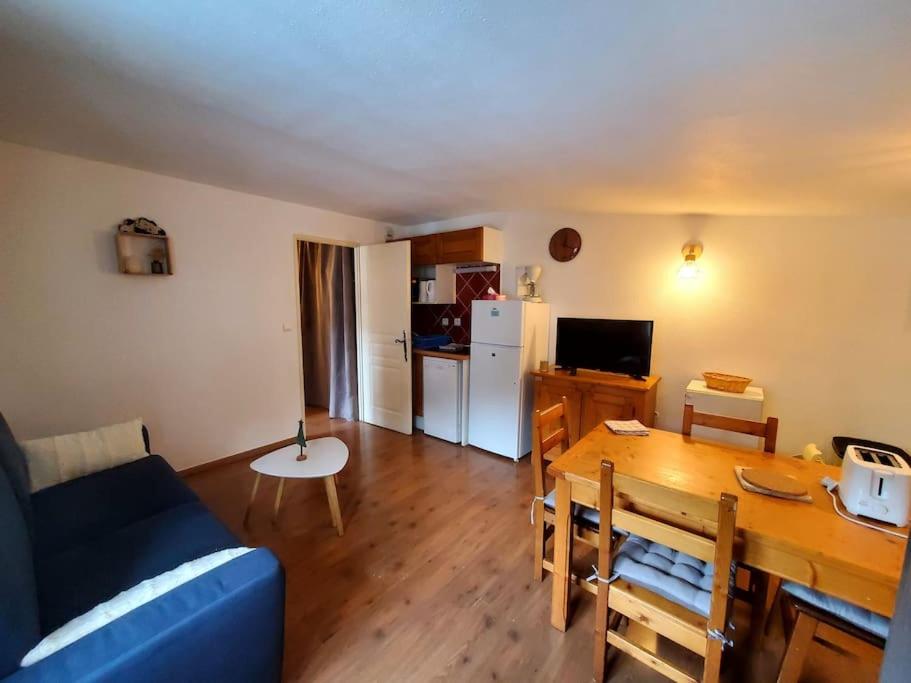 Appartement spacieux, bien situé - 5