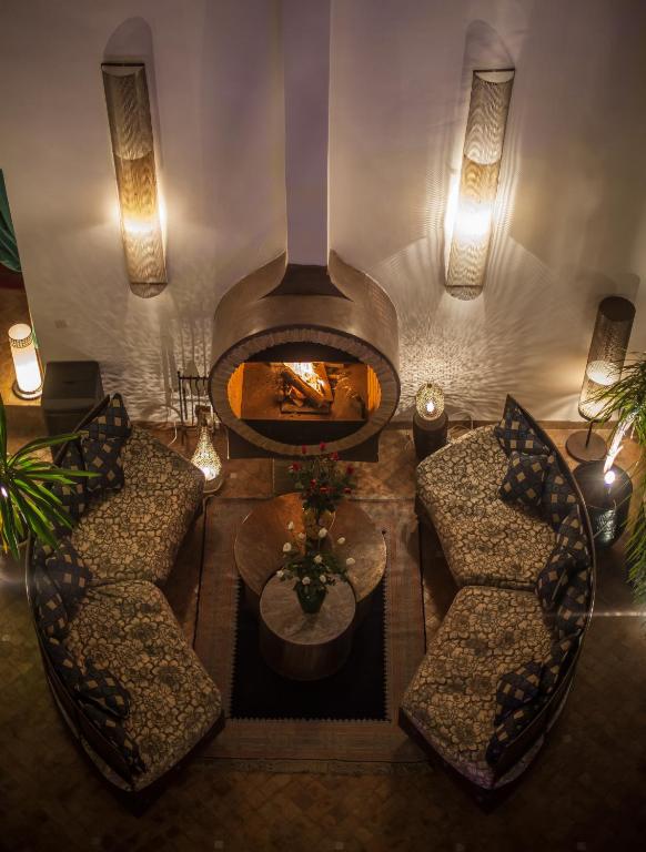 Riad Almaz photo