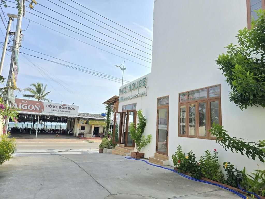 Lac House Mui Ne
