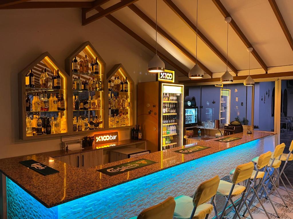 Pub/Lounge