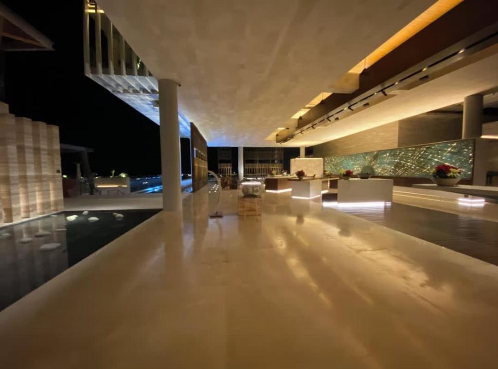 2BD Oceanfront Presidential Suite Solaz Cabo - 3