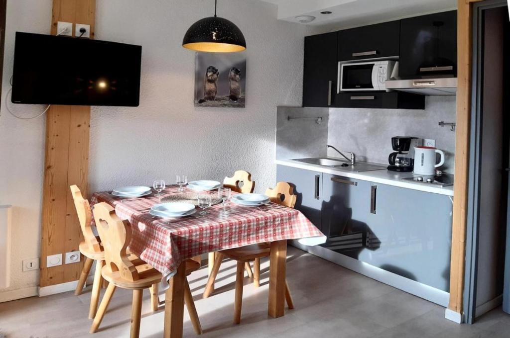 Résidence Median - Studio rénové · Proche des pistes · Balcon MAE-1934, Les Menuires