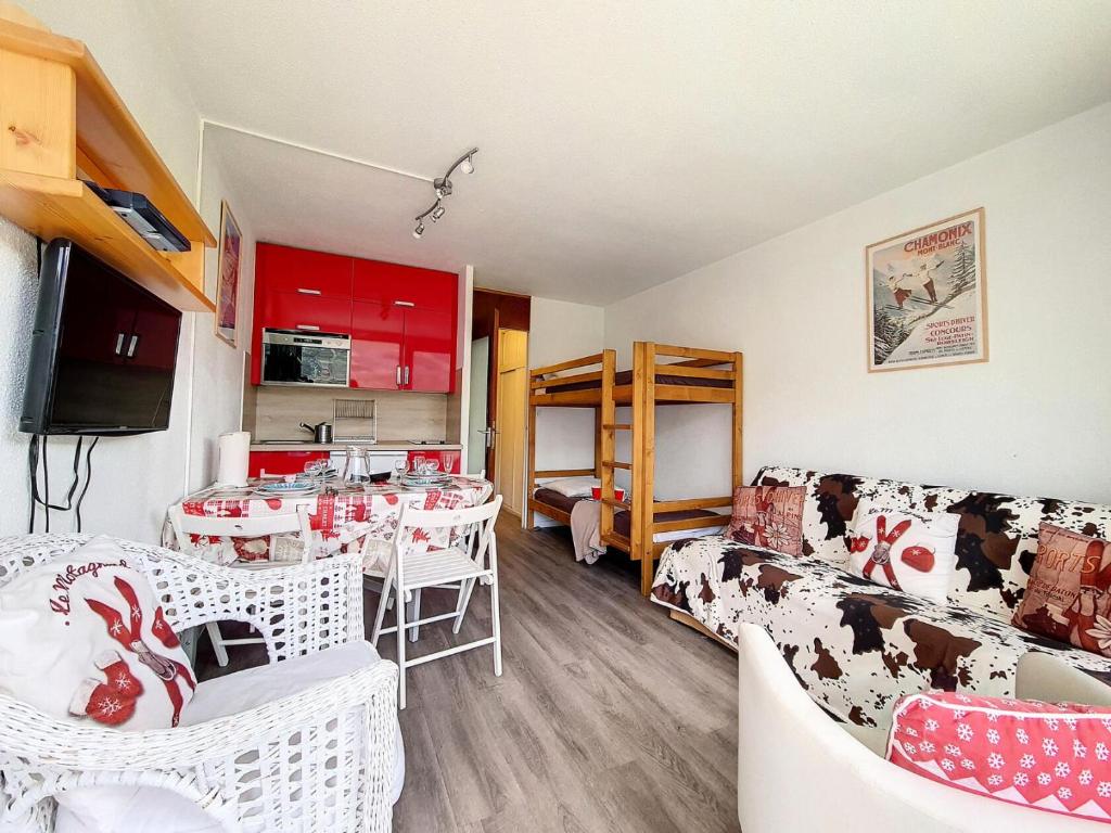 Résidence Tougnette - Studio rénové lumineux · Départ et retour skis aux pieds · Balcon MAE-2724, Les Menuires