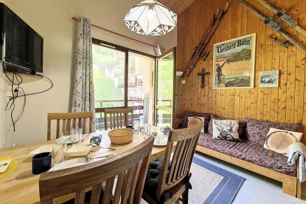 Résidence Argousier - Appartement fonctionnel · Proche des pistes · Balcon · Garage couvert MAE-3264, Les Menuires