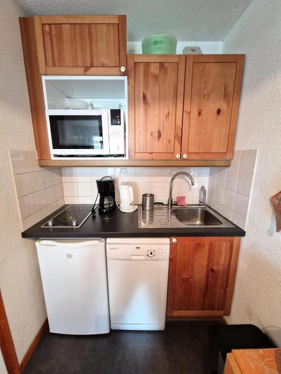 Résidence Melezets 3 - 2 pièces 4 personnes 25m² centre station MAE-7231 - 4