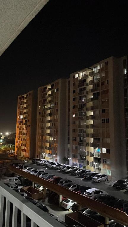 Habitación para 1 persona a 5 minutos del aeropuerto y estadio - 3