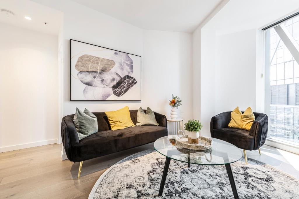 Stylish Apt in West Side Place Best Location!, Melbourne