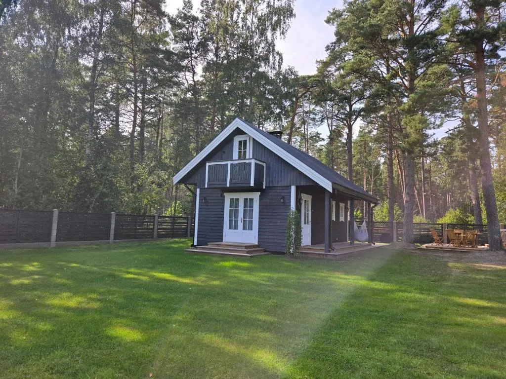 Kolkas pirtsmāja Piekrastes, Hotel in Kolka