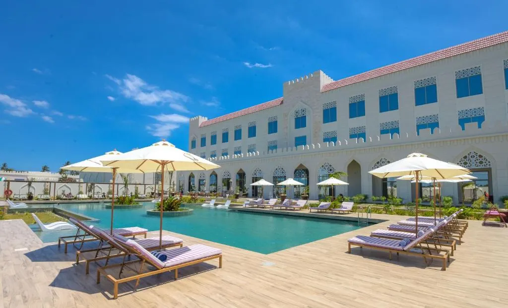 Golden Tulip Zanzibar Airport Hotel & Spa，位于桑给巴尔的酒店