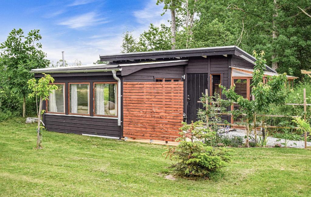 Stunning Home In Löttorp With Wifi, Löttorp