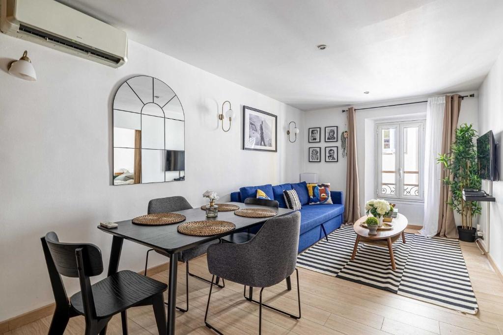 LE CONTEMPORAIN adorable avec petite terrasse, emplacement idéal dans le centre - 2