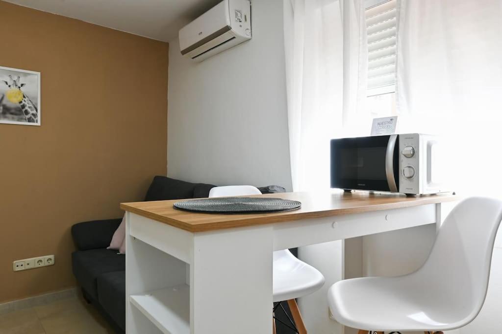 For You Rentals Acogedor Apartamento TEMPORAL en Vallecas Tu Nuevo Hogar en un Barrio con Encanto MEN551B - 4