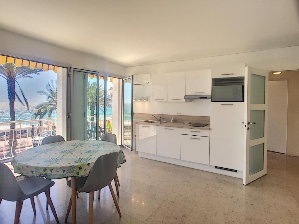 Font de mer, balcon, face plages 266L LEBL - 5