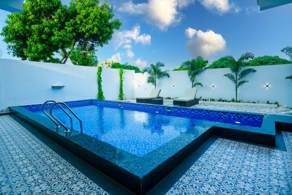 T Resort with Swimming Pool, Kottakupam