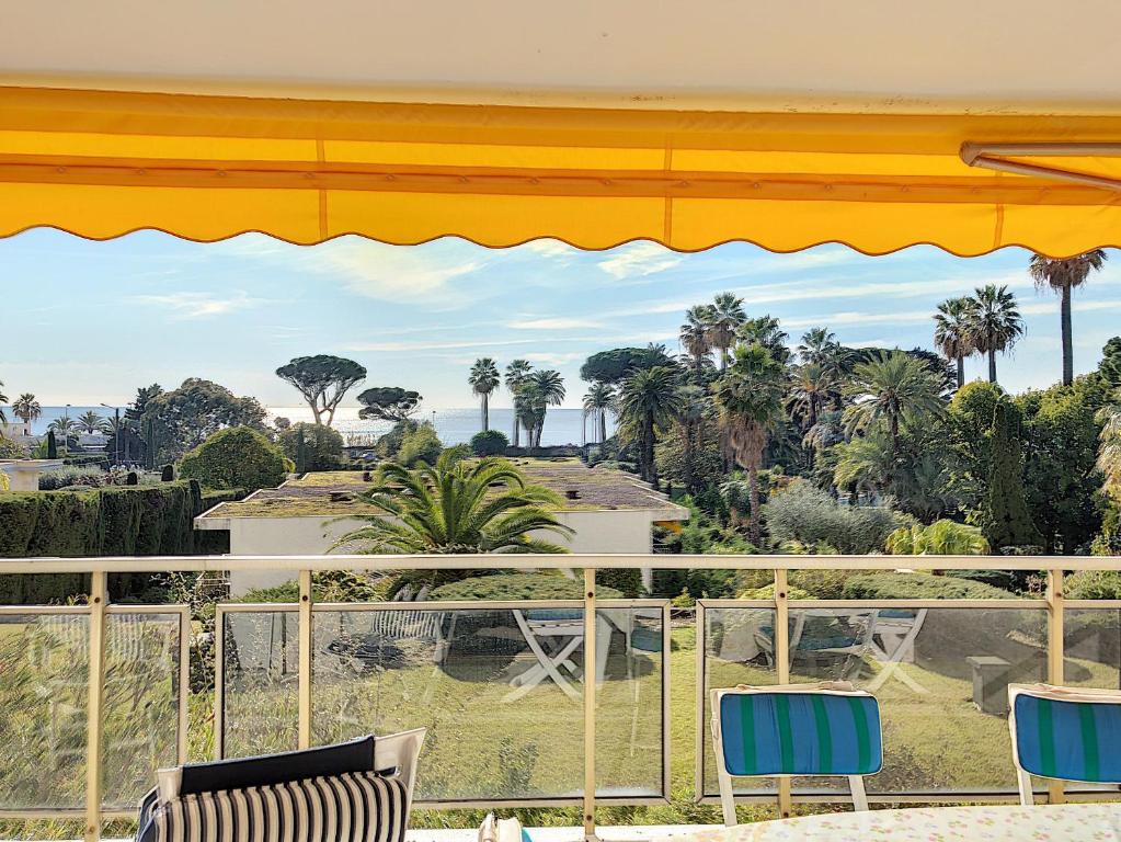 Terrasse vue mer, proche plages, piscine 258L TVLV, Cannes