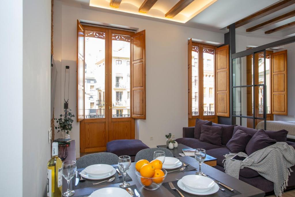 SingularStays Plaza Redonda II - 4