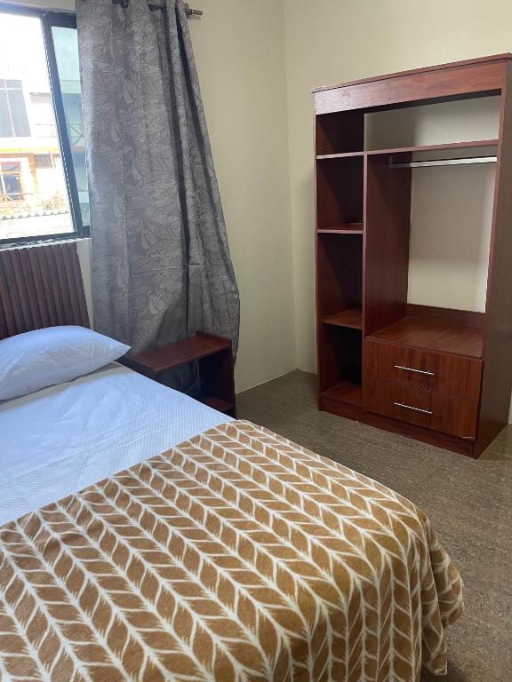 Pitt Room by Kicker House - 2