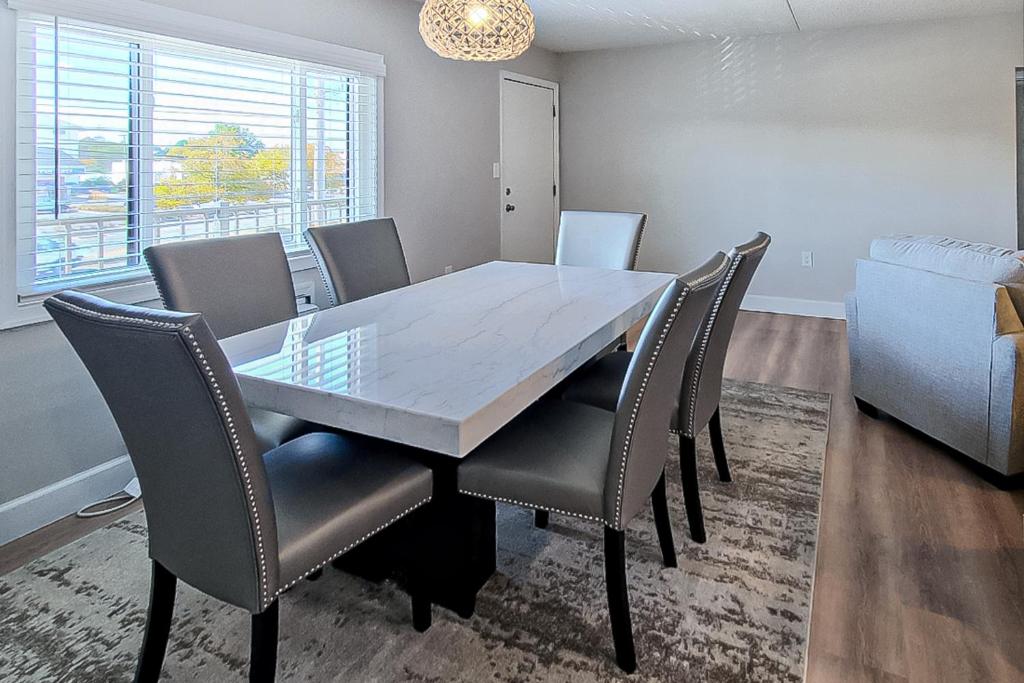 Bali 202, Ocean City