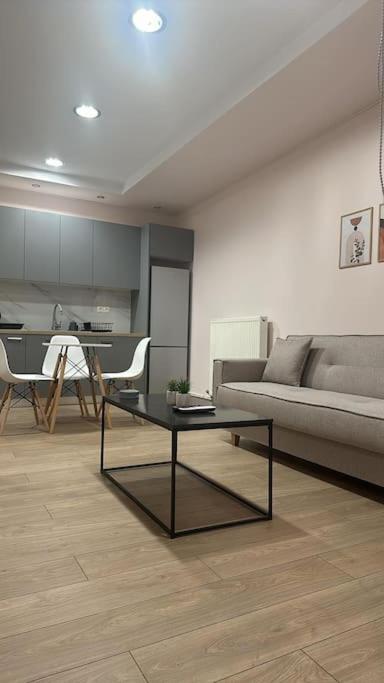 The rabbits' house, Nafplio