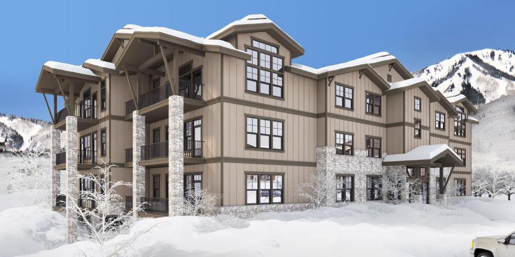 Lakeside at Deer Valley East Village, Daniel