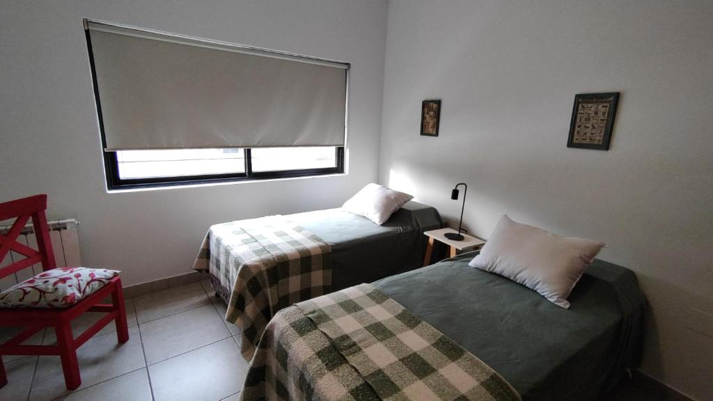 Apart Centro Paraná Apartamento entero 90m2, cochera privada para auto, excelente ubicación, a mts del Shopping Paso del Paraná, zona Parque y Peatonal - 5