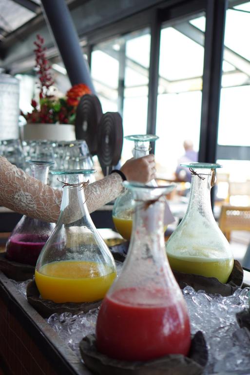 Їжа та напої