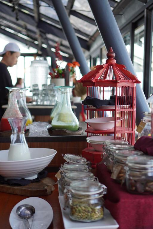 Їжа та напої