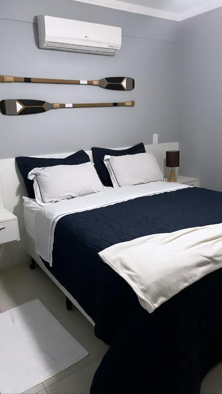 Apartamento 311, amplo com sacada e churrasqueira em Guaruja, Guarujá