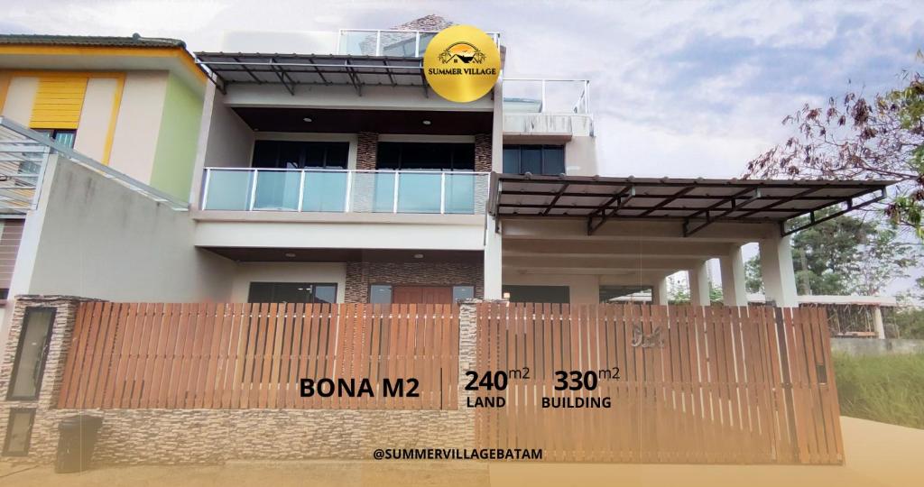 Bona M2 4BR - Summer Veluxe, Batam Center
