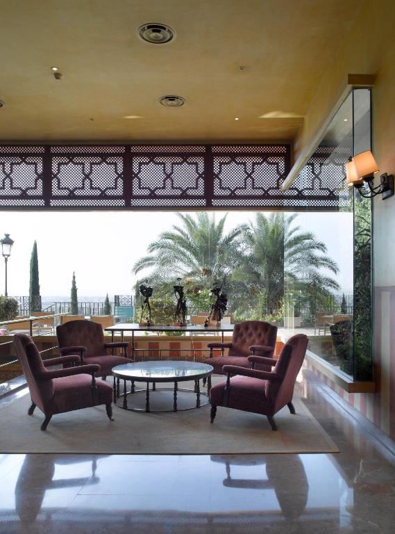 Parador De Cordoba Photo 26