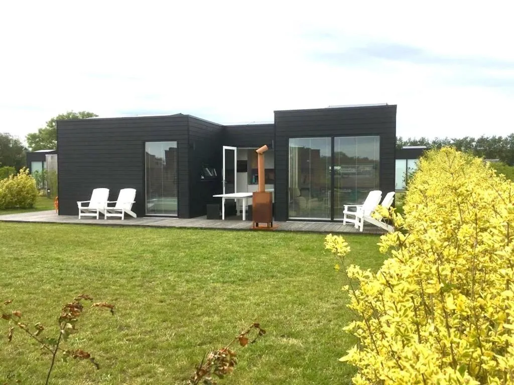 Noardewyn - Ecohuisjes Terschelling, hotel din Midsland
