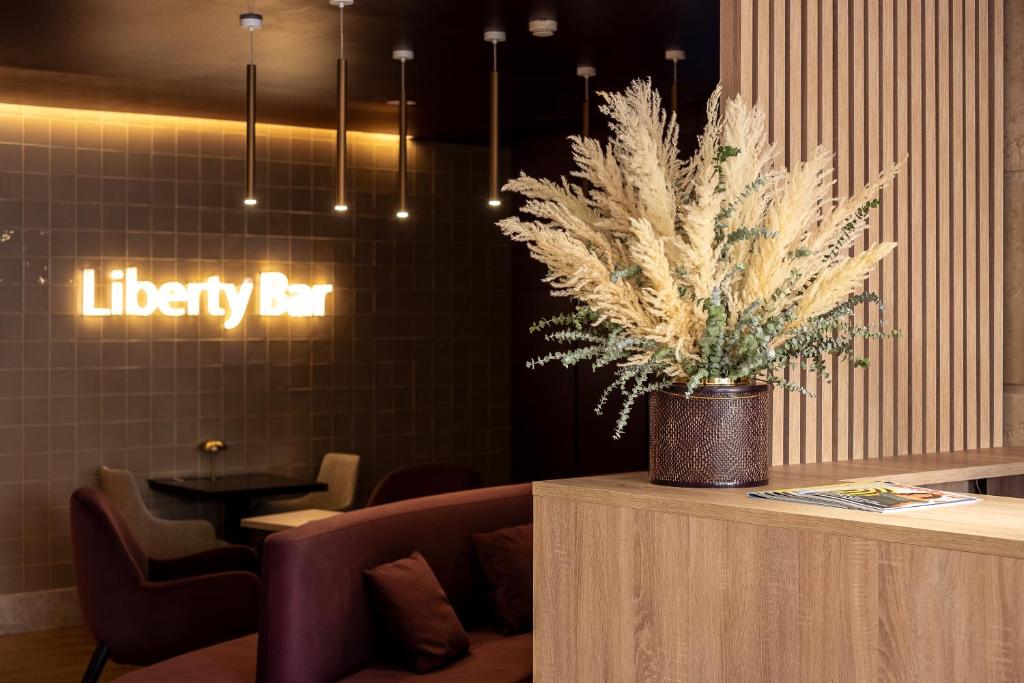 America Diamonds Hotel — Restaurant & bars in Lisbon, Lisboa