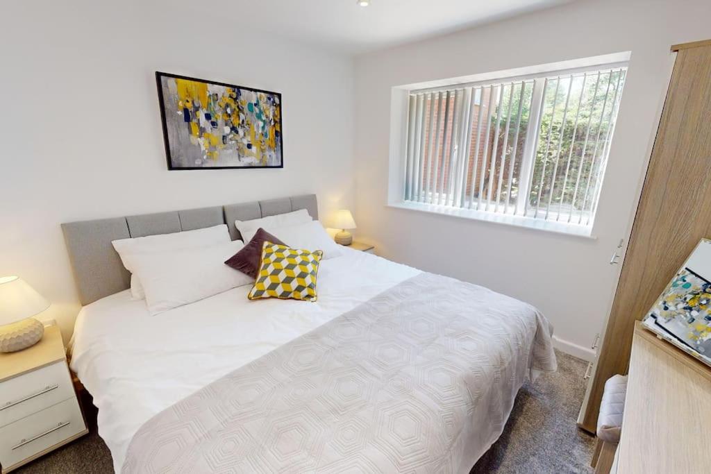 Springhead Apartment, Hull